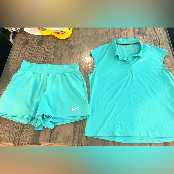 NWOT matching nike dri-fit shorts and sleeveless workout set. Size M - Picture 1 of 4